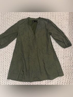 Zara Olive Green Eyelet V-Neck Floral Dress